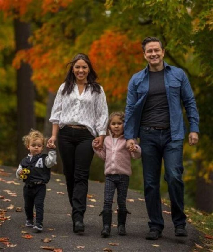 
Anaida Poilievre’s Age Gap With Husband Pierre Poilievre Revealed 