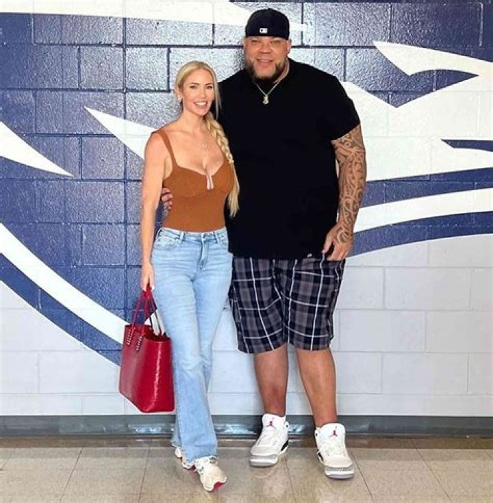 Andrea Darlas Husband: Know About Her Age, Salary and Net Worth