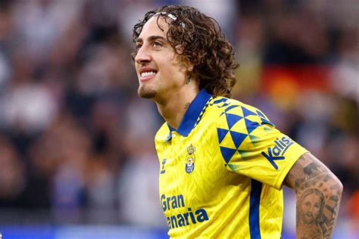
Bruno Silva Height, Weight, Net Worth, Age, Birthday, Wikipedia, Who, Nationality, Biography 