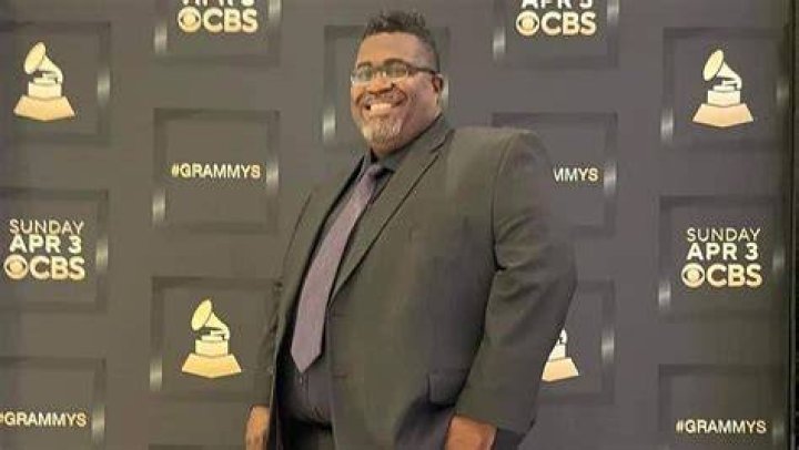 
DadlifeJason Height, Weight, Net Worth, Age, Birthday, Wikipedia, Who, Nationality, Biography 