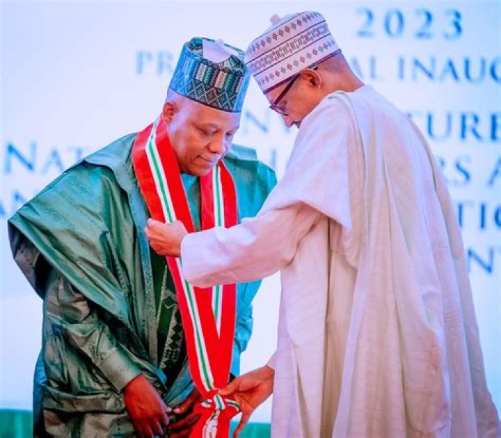 
Dr. Reuben Abati Reacts As President Buhari Confers National Honors On KWAM 1, Other Musicians 