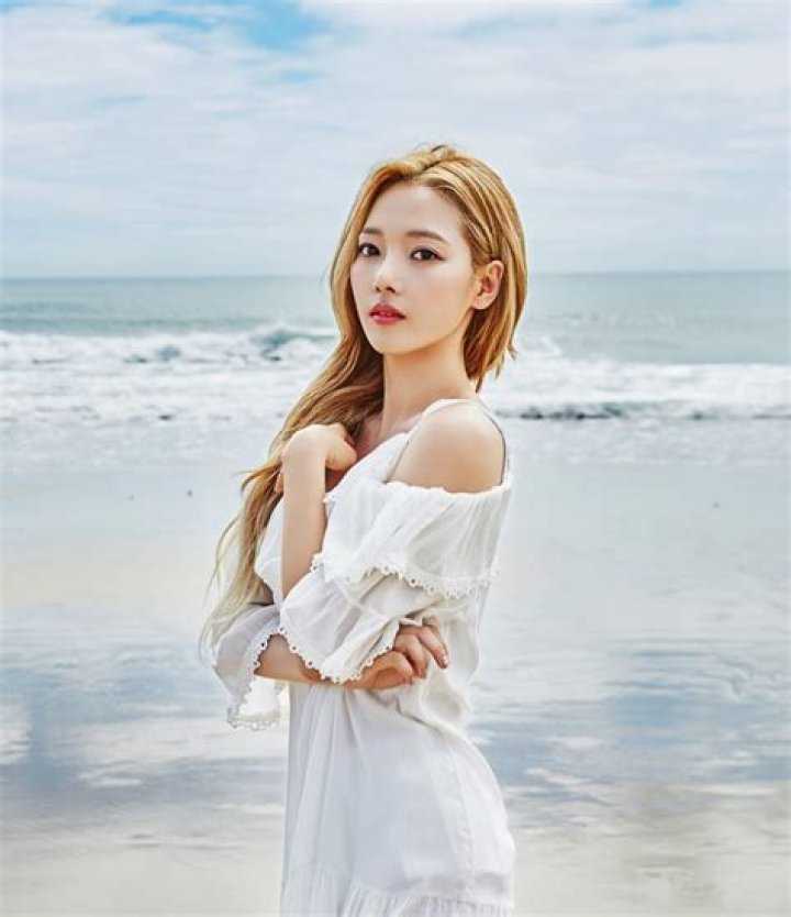
Everything You Need To Know About Jeon So-min – Wiki 