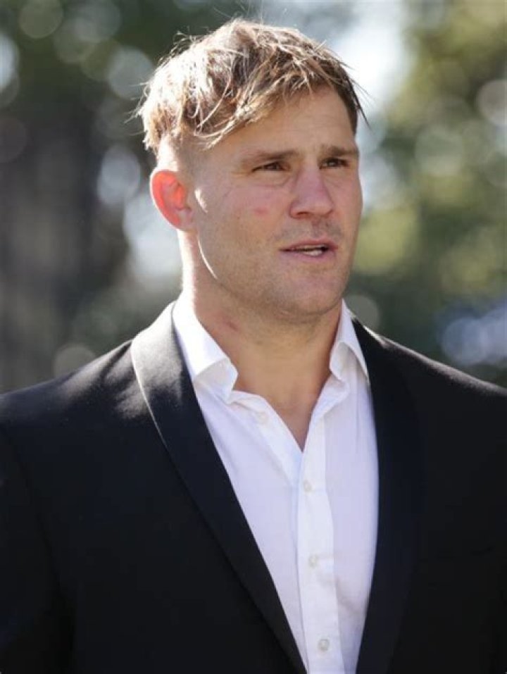 
Garret Hampson Height, Weight, Net Worth, Age, Birthday, Wikipedia, Who, Nationality, Biography 