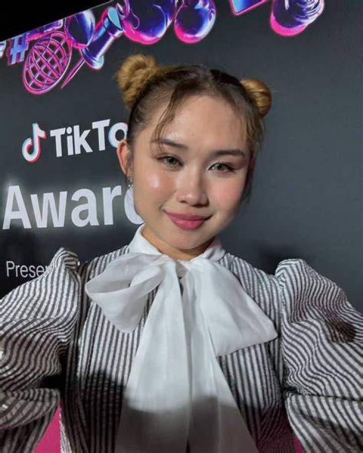 
Hannah Balanay – Thexhan Height, Weight, Net Worth, Age, Birthday, Wikipedia, Who, Instagram, Biography 