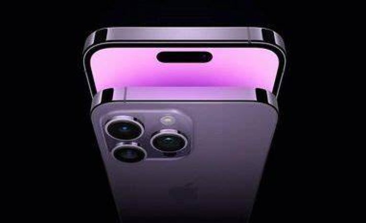 
iPhone 14 Pro’s camera bump hampers wireless charging capabilities: Report 