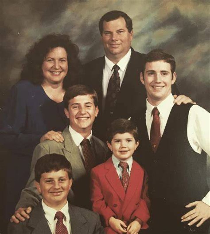 Is Billy Napier Related To Ben Napier? Father and Brother In The Family
