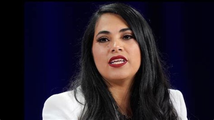 
Is Mayra Flores Christian Or Catholic? Religion Family & Ethnicity 