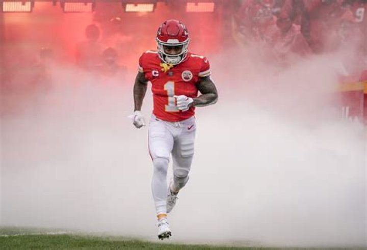 Jerick McKinnon Background: Is He Related To Dennis McKinnon? Family & Wiki