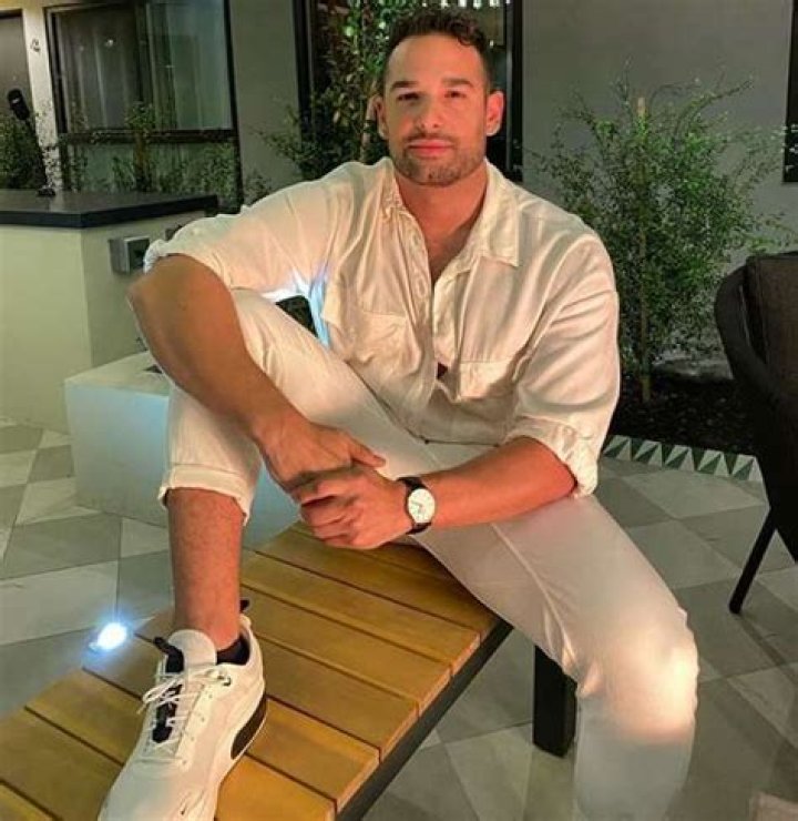 Johnny Sibilly Height, Weight, Net Worth, Age, Birthday, Wikipedia, Who, Nationality, Biography