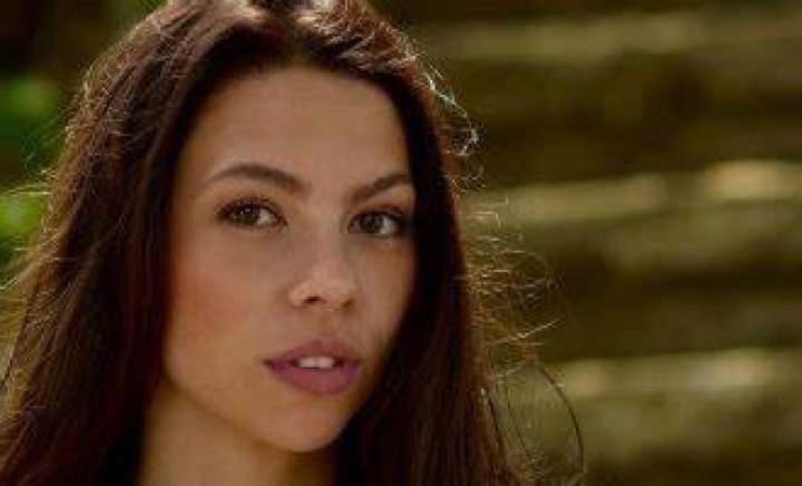 
Laura Carswell Height, Weight, Net Worth, Age, Birthday, Wikipedia, Who, Instagram, Biography 