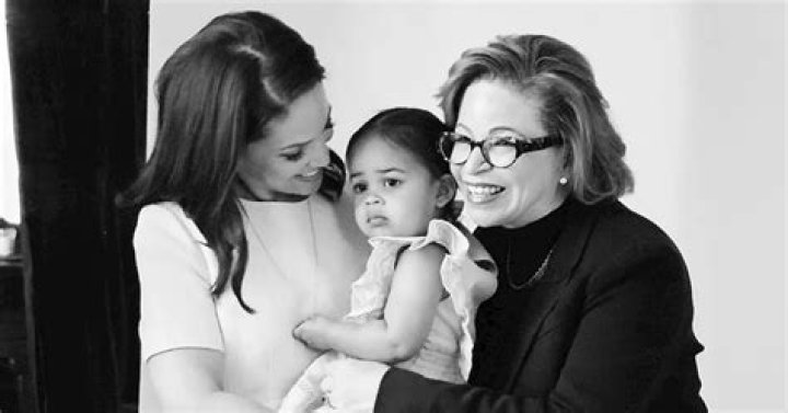Laura Jarrett Related To Valerie Jarrett | Parents