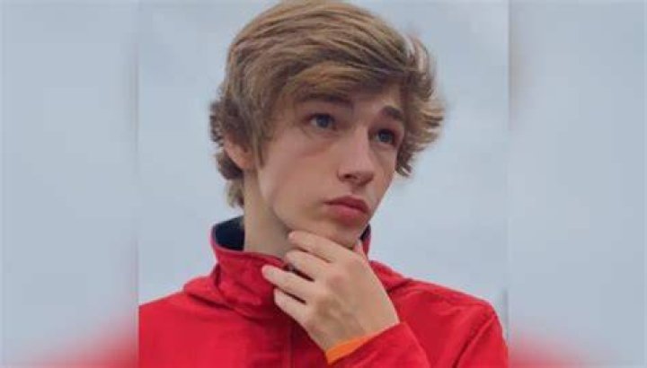 
Michael Martin – Callmechug (TikTok Star) Biography, Age, Girlfriend, Height, Net Worth 