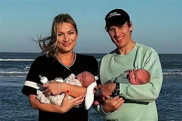 Sinem Kobal Married, Boyfriend, Wiki, Children, Net Worth, Husband