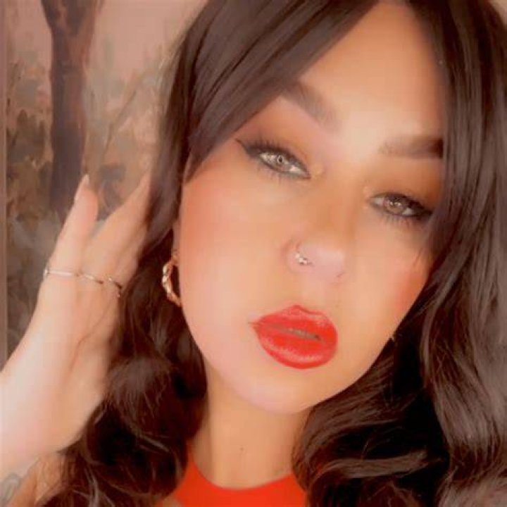 
Venear Height, Weight, Net Worth, Age, Birthday, Wikipedia, Who, Instagram, Biography 