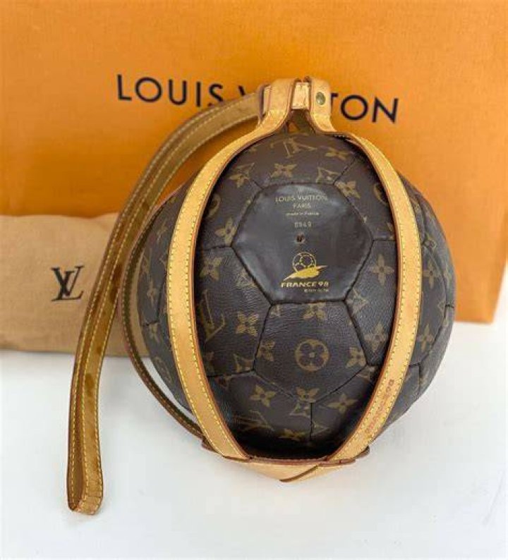 
“We need Virgil back”: Louis Vuitton fortune cookie bag price sparks hilarious reactions online 