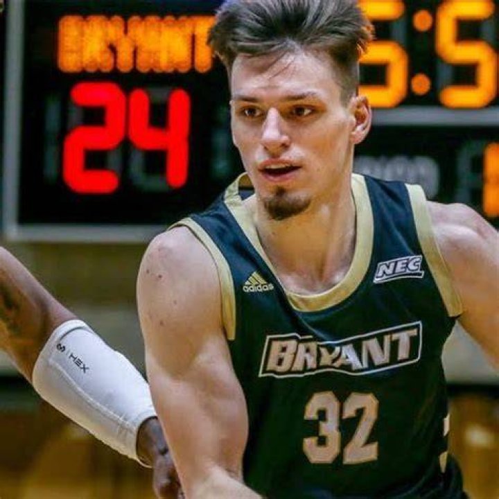 
What Is Peter Kiss Basketball Age & Height? Bryant University Player Shows Off A Potential Bright Future 