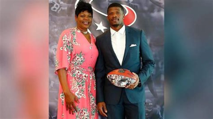 
Who are Andre Johnsons Parents? Andre Johnson Biography, Parents Name, Nationality and More 