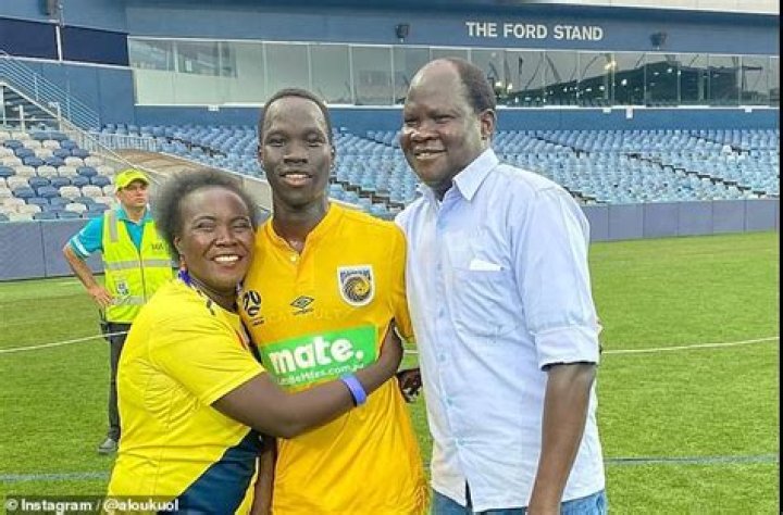 
Who are Garang Kuols Parents? Garang Kuol Biography, Parents Name, Nationality and More 