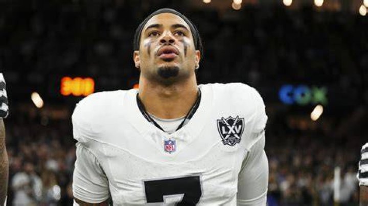 
Who are Trevon Moehrigs Parents? Trevon Moehrig Biography, Parents Name, Nationality and More 