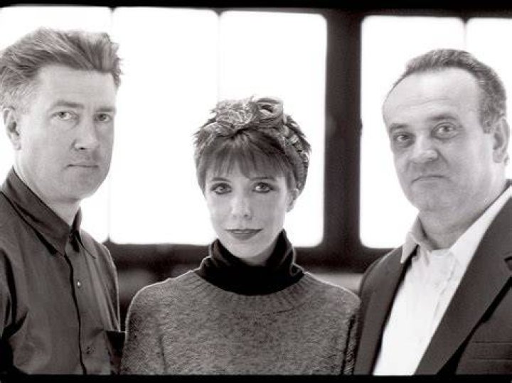 Who Is Julee Cruise Husband Edward Grinnan? What Was Her Net Worth?